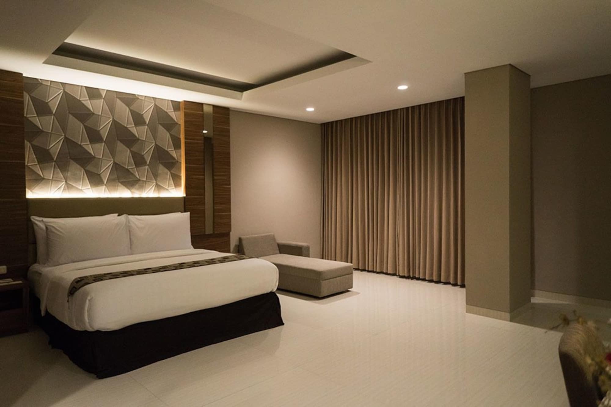 Novena Hotel Bandung Lembang Zewnętrze zdjęcie